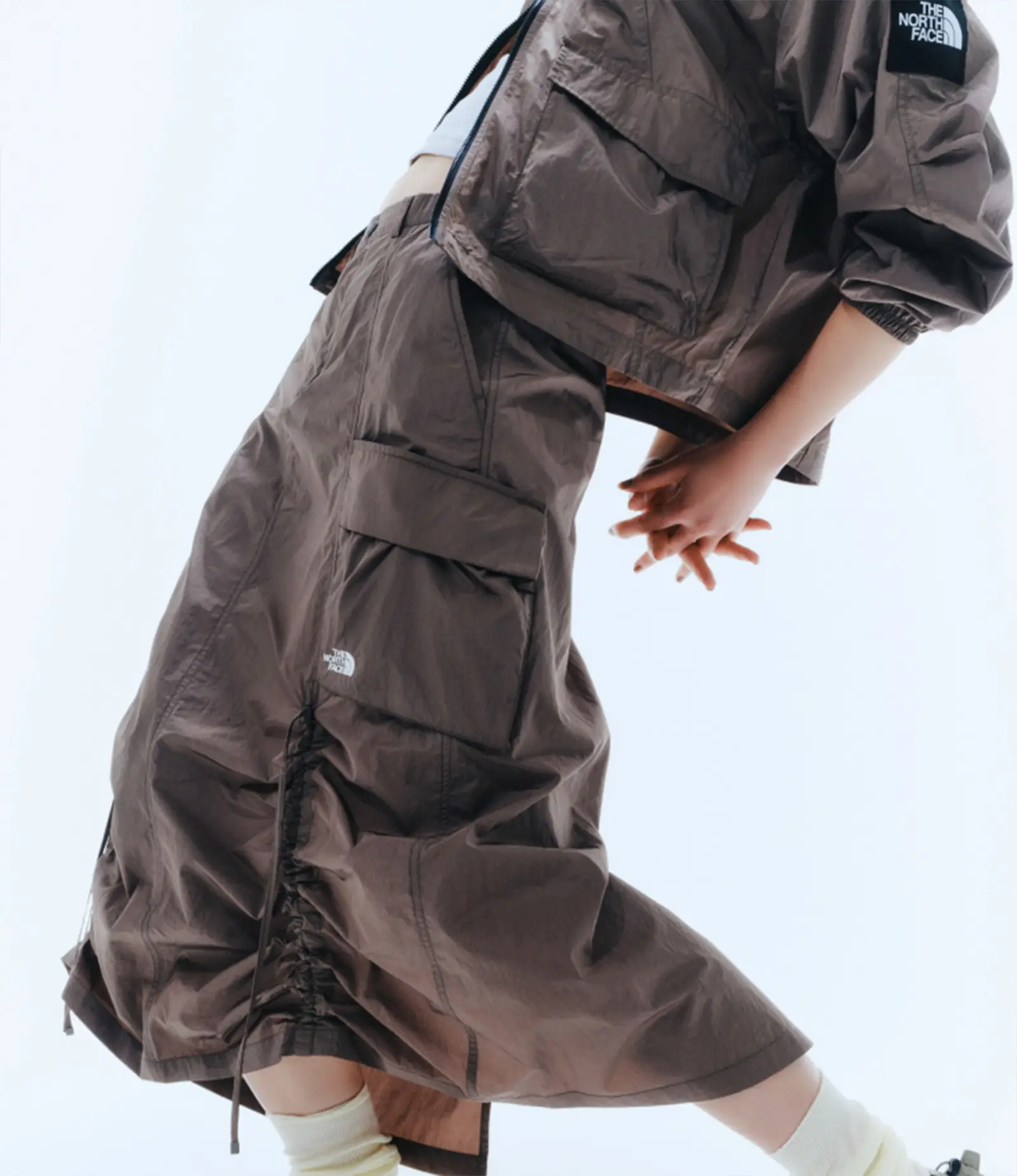 LOOK 03